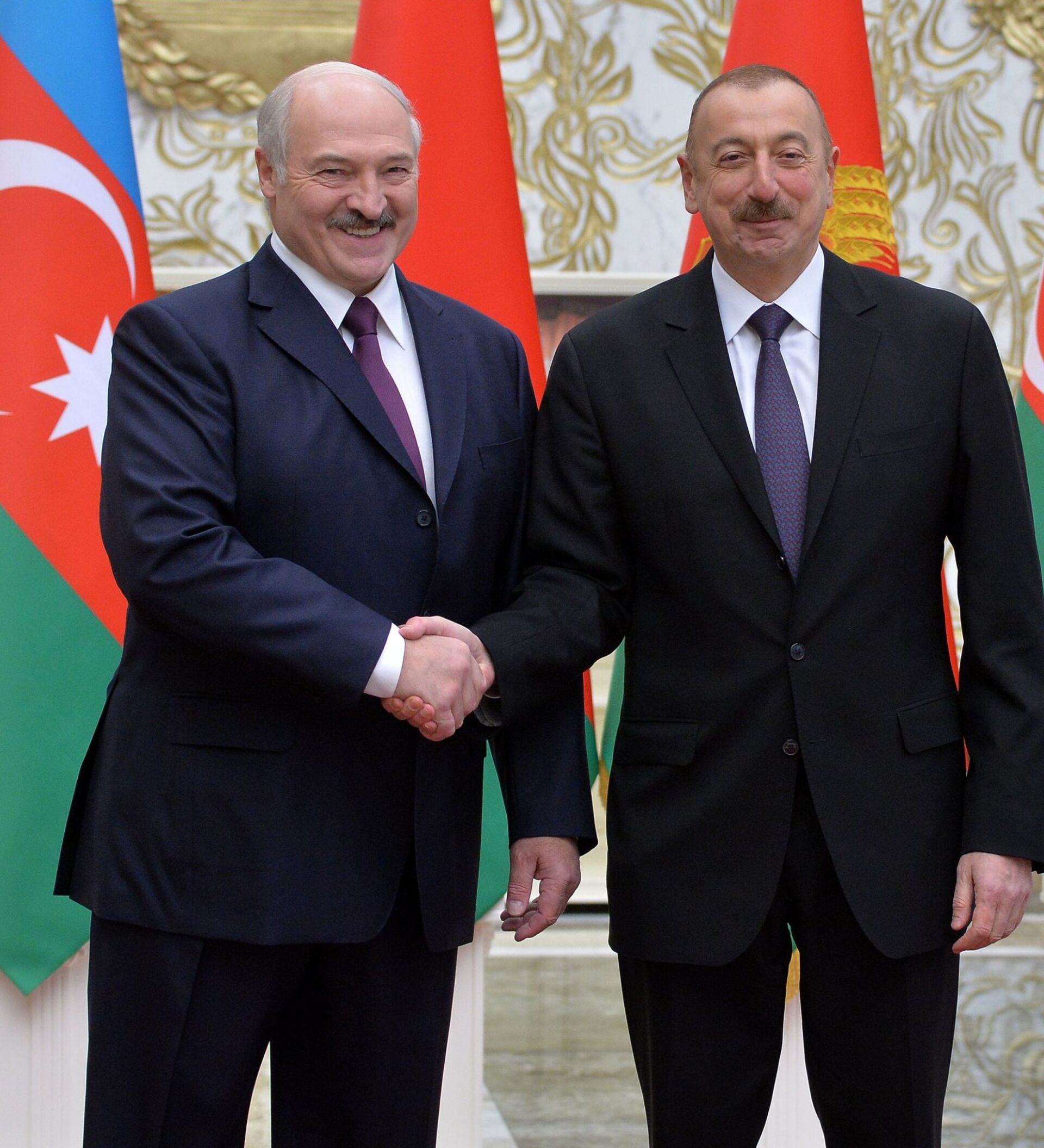 Александр Лукашенко поздравил Президента Азербайджана Ильхама Алиева с Днем Победы