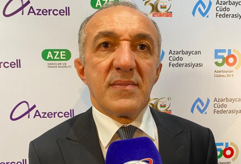 “Xaricdə yaşayan azərbaycanlılar üçün ana dili milli kimliyin qorunmasının ən vacib sütunlarından biridir”