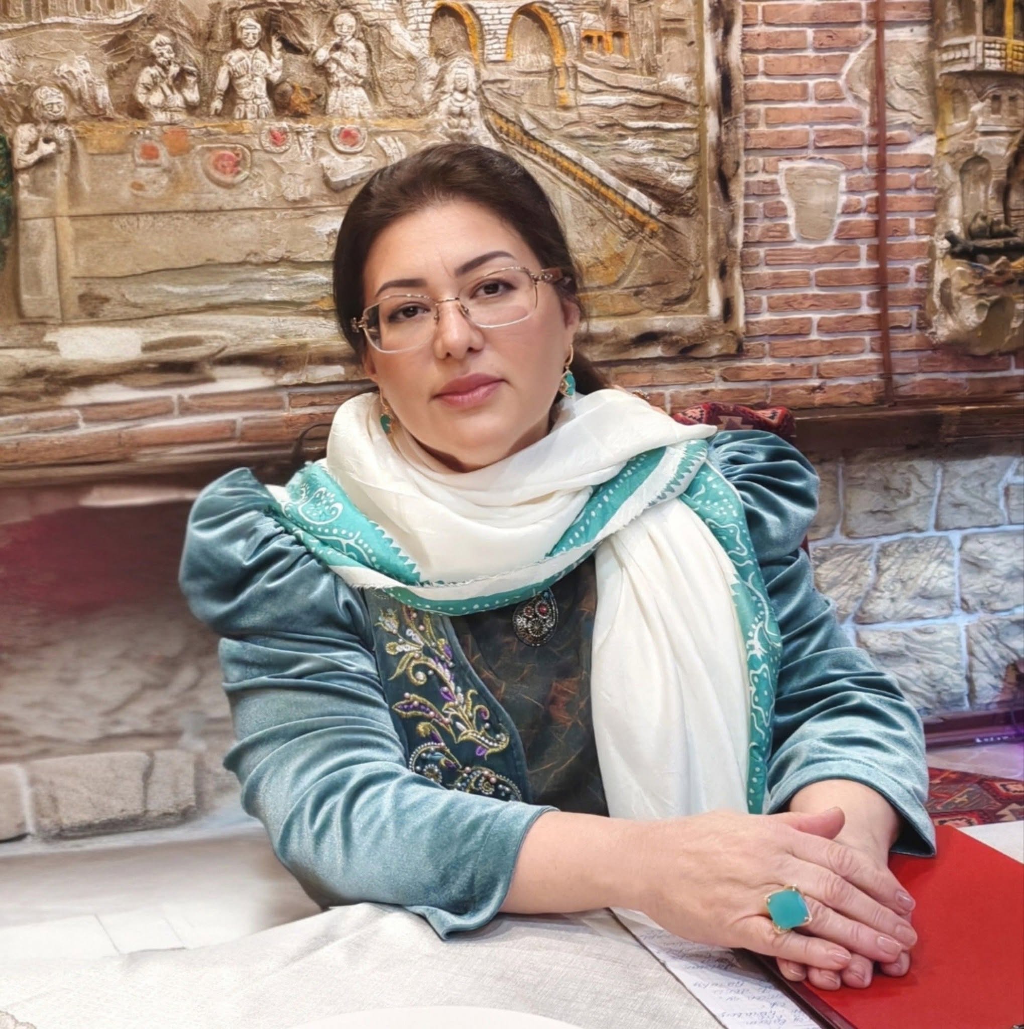 “Ana dilinin qorunması ilk növbədə ailədən və gündəlik həyatdan başlamalıdır”